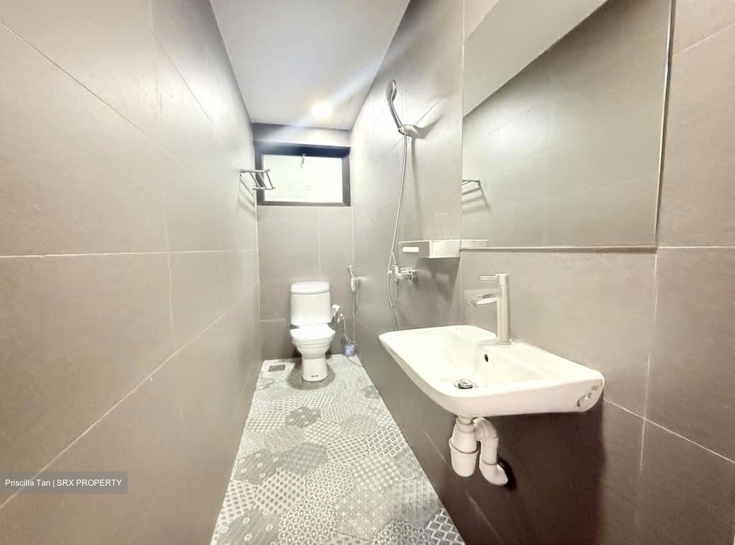 Queensway Tower / Queensway Shopping Centre (D3), Apartment #607460221